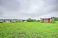 Cozy Amish Country Cabin on Shipshewana Lake! - Homestays