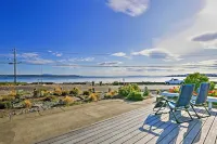 Birch Bay Waterfront Home - Steps to Beach! - Beach