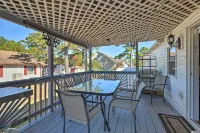 Quaint Chincoteague Island Hideaway w/ 2 Porches! - chambre d’hôtes