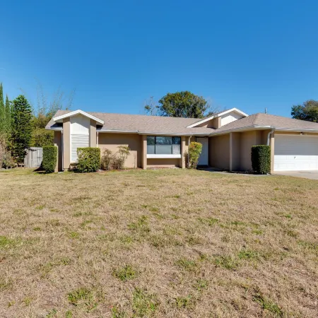Sunny Florida Escape with Patio Near Disney World!