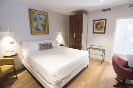 Hotel Oleum - Parking Gratuito Reserva Previa