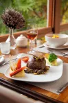 Forest Lodge Resort - breakfast