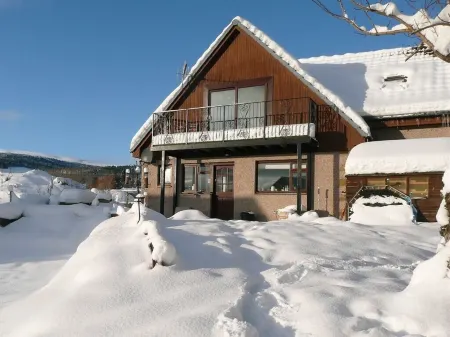 Carn Mhor Bed and Breakfast Отели в г. Авьеморе