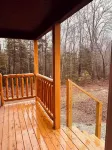 Charming Red Surry Cabin close to Acadia National Park and Bar Harbor