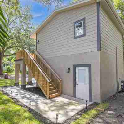 The Treehouse Lake Davis - Stylish Private Home Downtown Orlando with Balcony Hotel Exterior