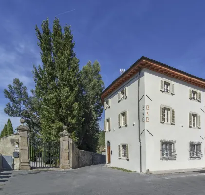 Art Gallery B&B Hotel di Capannori