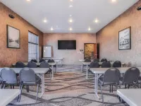 Cobblestone Hotel & Suites - Rhinelander