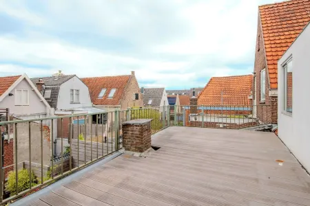 Stay de laat Отели в г. Алкмар