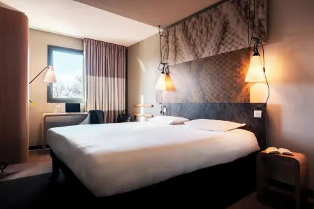 宜必思魯昂市中心戰神廣場酒店