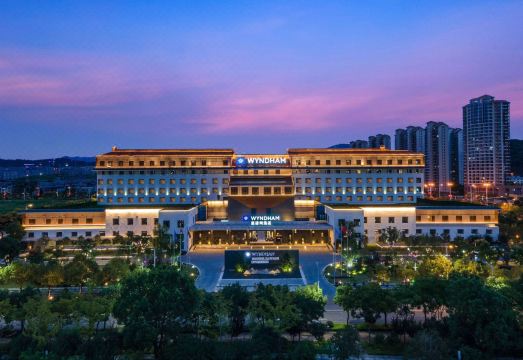 난핑 중더우 윈덤 호텔 객실 전경