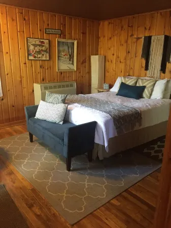 Cozy Guest Cabin Near River, Lake, And Hiking Access.