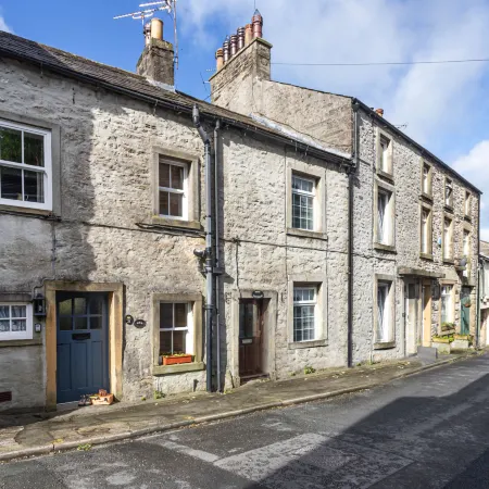 Garden Cottage Hotels in Settle