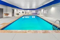 Spark by Hilton Rochester South - Gym