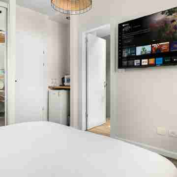 Netanya Beach & Pool Cozy Studio Rooms