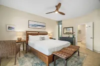 AMAZING Ocean Front Penthouse in Princeville with A/C!