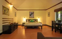 Amritara Shalimar Spice Garden Resort & Spa - bar