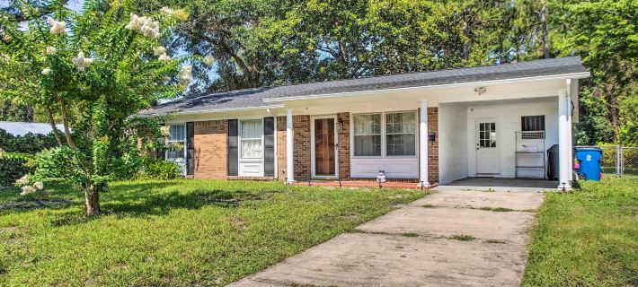 Pet-Friendly Brunswick Retreat w/ Gas Grill! Hotels in Glynn County