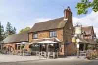 The Chequers Inn Hotels in Beaconsfield