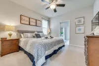 7 Mi to Orlando Theme Parks: Resort Vacation Villa Hotel di Four Corners