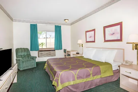 Super 8 by Wyndham Willcox