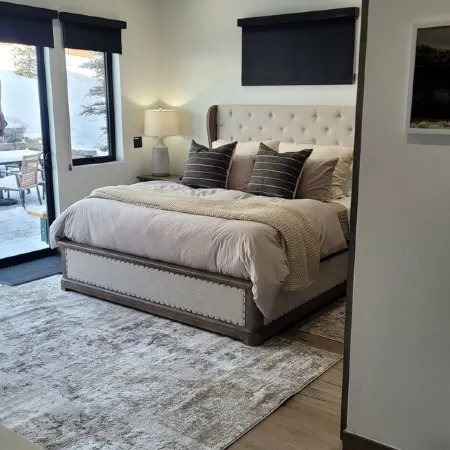 Two bedroom Luxury private suite, with your own hot tub.