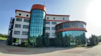 LİNA GARDEN OTEL ve KIR DÜĞÜN SALONU Hotels near Bingol Airport