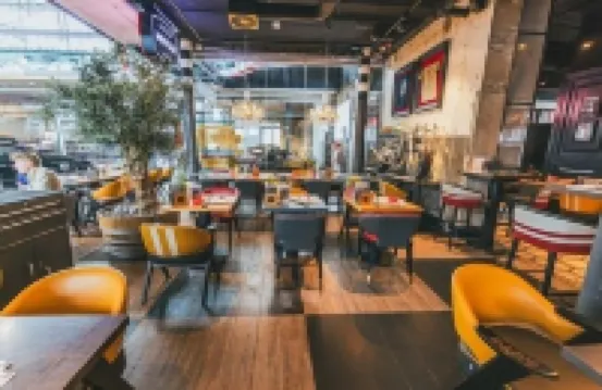 ف8 هوتل كولن