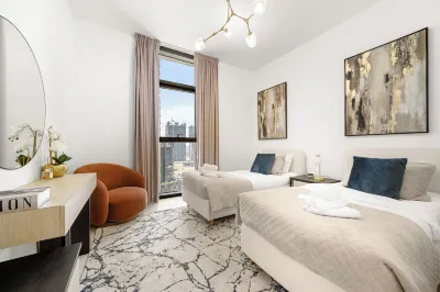 Delujo Stays – Burj Crown Collection Hotels in 