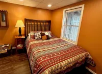Spectacular Mtn Views-Artfully Decorated. Inviting, Warm & Rustic.
