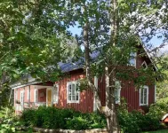 Charming Grandmas House in Bobacka Hotels in 