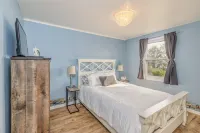 3-Bedroom Vacation Home Just 10 Minutes from Adirondack Park Hotels in Ticonderoga