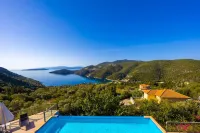 Villa Inna With 3 Bedrooms and 4 Bathrooms - Villas