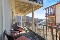 Cozy Tan-Tar-A Vacation Home on Golf Course & Lake View