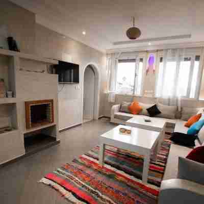 sun & sea mirleft Others