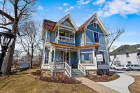 McKinley Manor - A Historic 1893 Victorian Gem Hotels in Jasper County