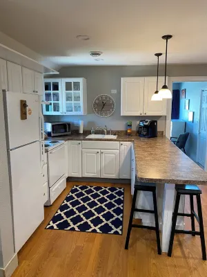 Unique Apartment above Lake Time Brewery in Downtown Clear Lake