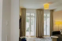 Domfreyheit No. 7 - Exclusive Vacation Apartment in Naumburg