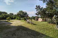 Hospitality, courtesy and nestled in the Sabina countryside but within easy reach of Rome.