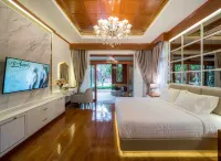 Best in Chiangmai, Modern Love Villa, Garden paradise, Pool, Free breakfast, car