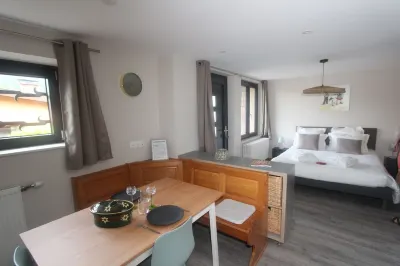 L'impasse en duo : Studio 2 Personnes Avec spa Privatif Hotels near Trèfle Vert MUNSTER