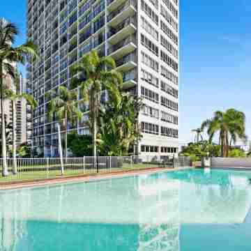 24th Level Stuning Ocean Views with Heaitng, Aircon & 2 Pools Fitness & Recreational Facilities