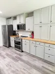 Charming 3-bedroom minutes from OWA