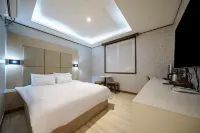 Yeongju Wiz Hotel