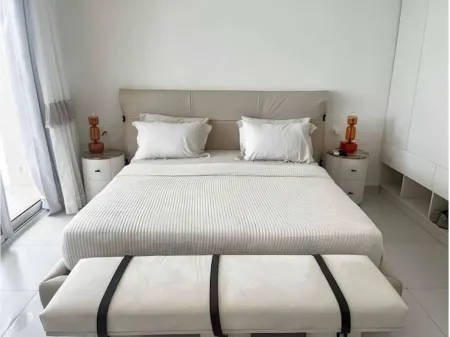 Stunning 3-BR  Marina Marassi