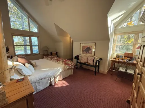 Teton Pines August '25 Monthly rental only - on Signature 16th pond side hole!