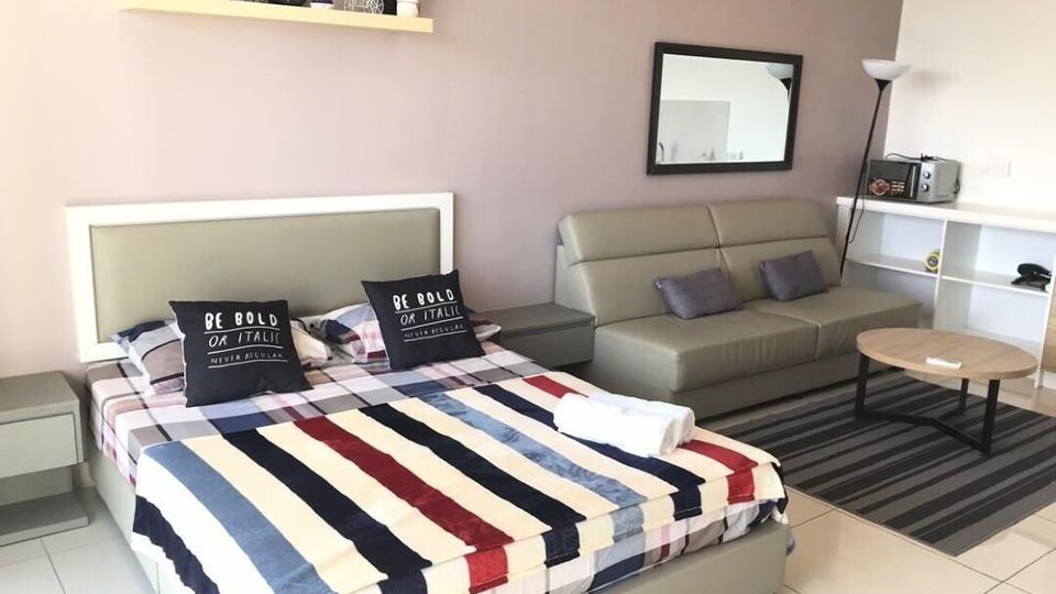 *BRAND NEW* EVO SUITES CAN SELF IN (WiFi)