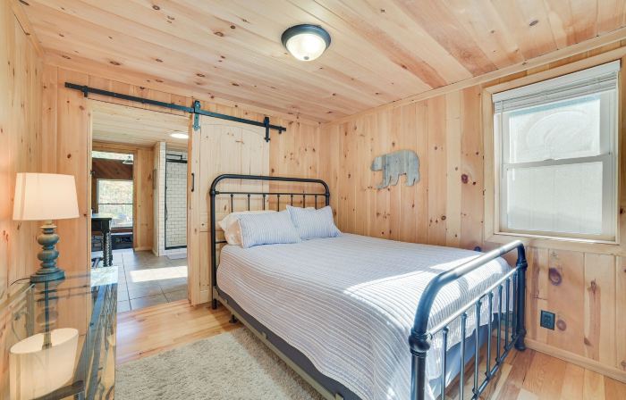 Lakefront Kalkaska Cottage w/ Fire Pit!
