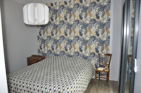 House on stilts, in the forest 4 km from the beach