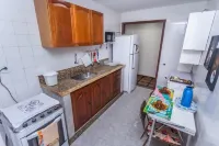 Praia do Forte! Apartamento todo de frente ao mar.