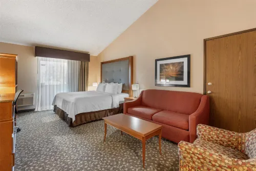 Best Western Plus Oak Harbor Hotel  Conference Center
